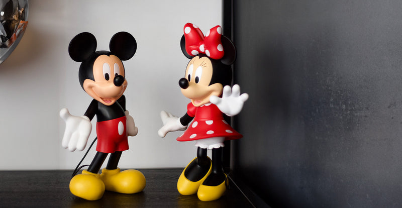 Scultura Welcome Mickey Piccolo H 30 cm. Leblon Delienne