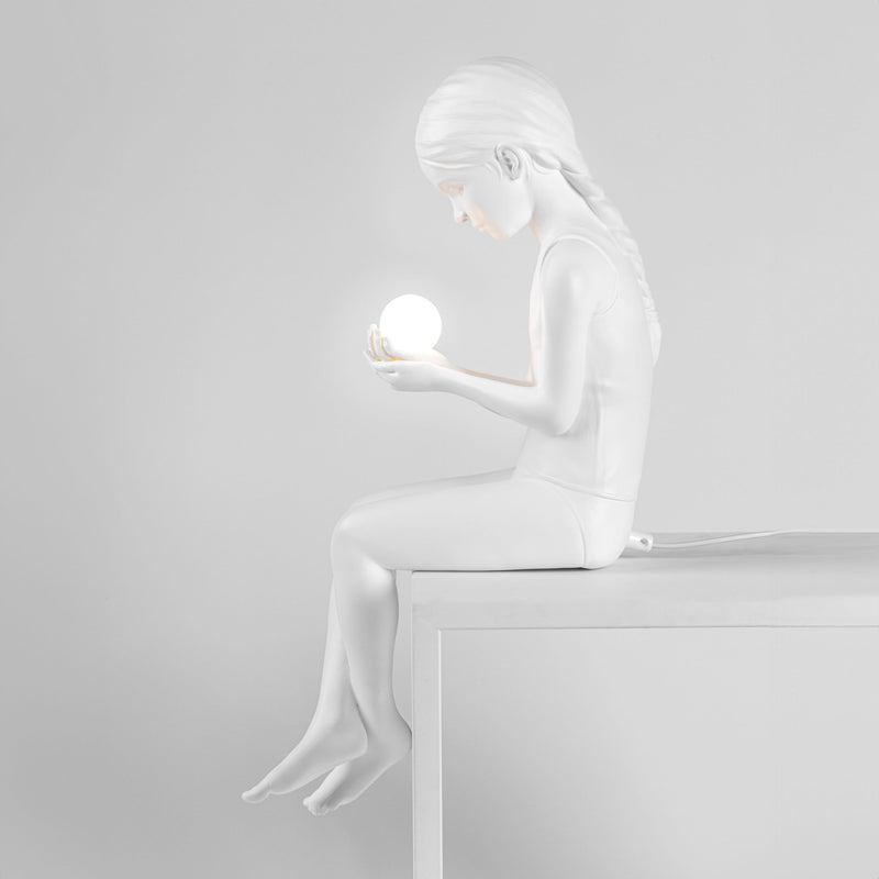 Seletti Scultura in resina con luce LED Innerglow Mini - Girl