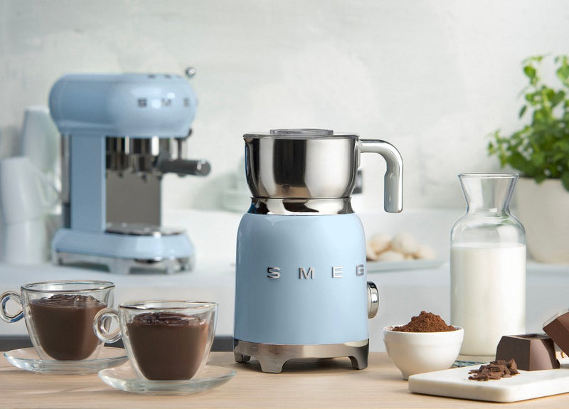 Smeg Montalatte Cappuccinatore ad induzione